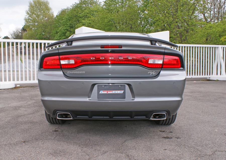  Dodge Charger R/T by GeigerCars 2011 года  (фото 8 из 17)